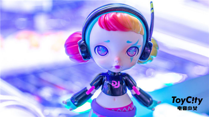 ToyCity玩具城市潮玩新品—电音少女Laura震撼上线