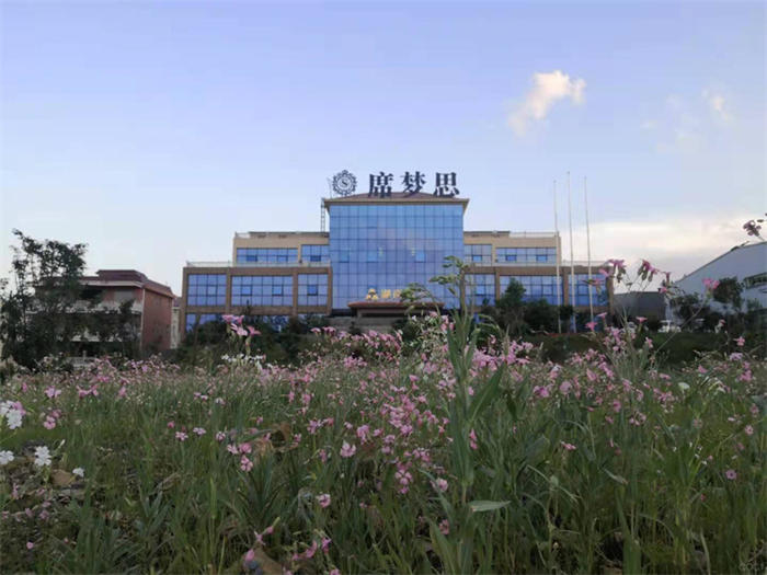 走访席梦思中国工厂：解密＂弹簧床垫＂