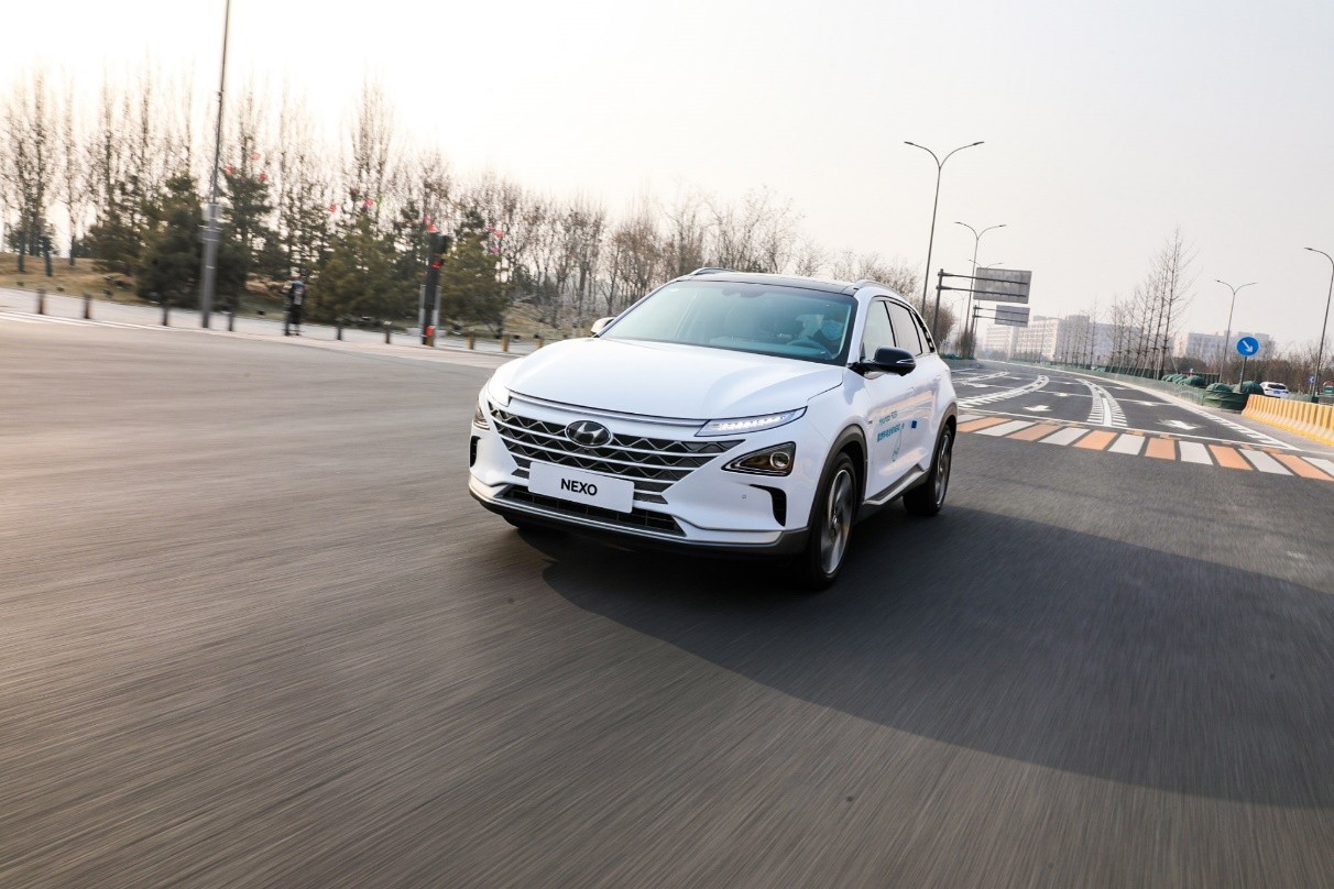 氢动冰雪 一起向未来 单板冠军同款现代汽车NEXO中国版 北京“零碳”氢之旅启程
