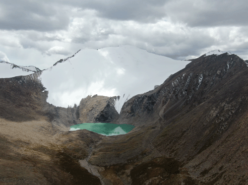 SEEONE 饮用天然水：来自世界遗产名录的高端天山冰川水